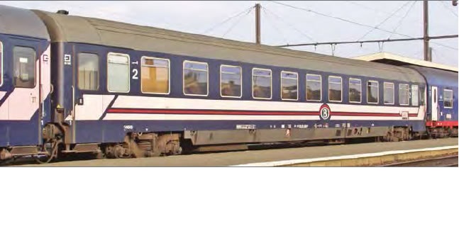 Set of 3 Passenger cars of Express train running between Belgium and Italy (Set 2)<br /><a href='images/pictures/ACME/55103_900.jpg' target='_blank'>Full size image</a>
